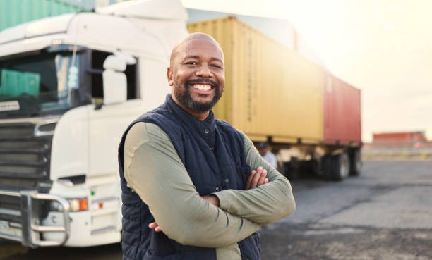 Como encontrar vagas de emprego para motoristas de caminhão